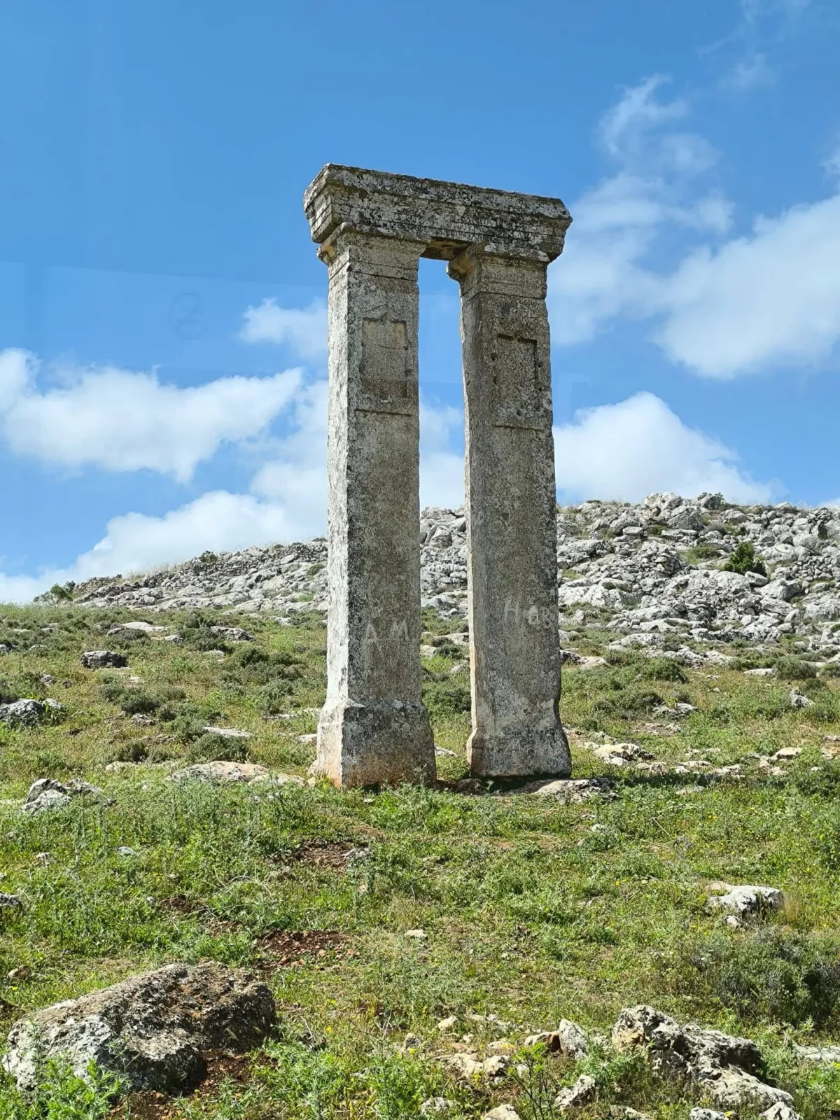 المدن المنسية